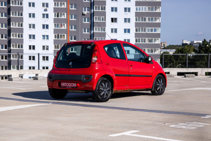Продажа Peugeot 107 I 1.0 AMT (68 л.с.) 2007 Красный в Автодом