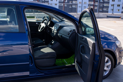 Продажа Volkswagen Golf Plus I 1.6 MT (102 л.с.) 2008 Синий в Автодом