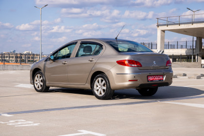 Продажа Peugeot 408 I 1.6 MT (112 л.с.) 2012 Желтый в Автодом