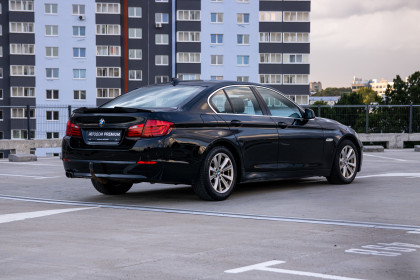 Продажа BMW 5 серии VI (F10/F11/F07) 520d 2.0 AT (184 л.с.) 2012 Черный в Автодом
