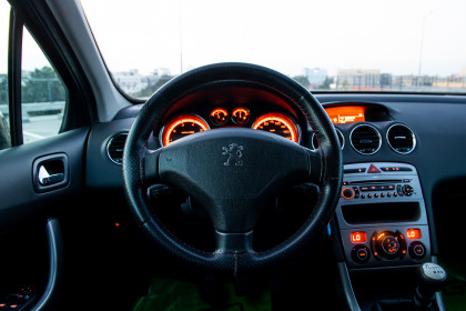 Продажа Peugeot 308 I 1.6 MT (150 л.с.) 2008 Серый в Автодом