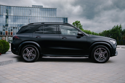 Продажа Mercedes-Benz GLE II (V167) 300 d 2.0 AT (245 л.с.) 2020 Черный в Автодом