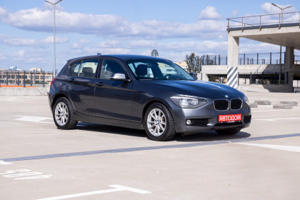 Продажа BMW 1 серии II (F20/F21) 116i 1.6 AT (136 л.с.) 2013 Серый в Автодом