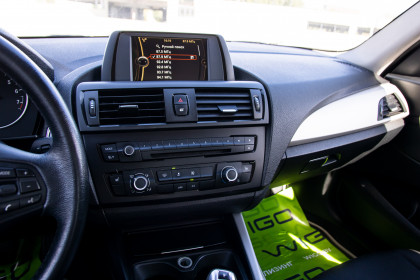 Продажа BMW 1 серии II (F20/F21) 116i 1.6 AT (136 л.с.) 2013 Серый в Автодом