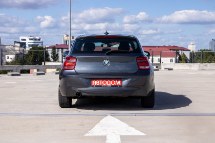 Продажа BMW 1 серии II (F20/F21) 116i 1.6 AT (136 л.с.) 2013 Серый в Автодом