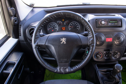 Продажа Peugeot Bipper I 1.4 MT (73 л.с.) 2012 Белый в Автодом