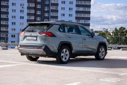 Продажа Toyota RAV4 V (XA50) 2.5 CVT (222 л.с.) 2019 Серый в Автодом