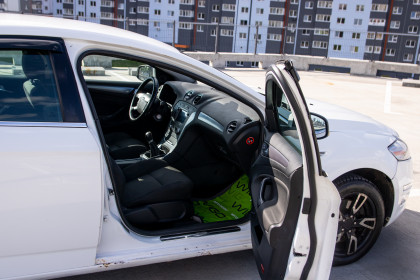 Продажа Ford Mondeo IV Рестайлинг 2.0 MT (145 л.с.) 2010 Белый в Автодом