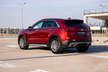 Продажа Cadillac XT4 I 2.0 AT (241 л.с.) 2020 Красный в Автодом
