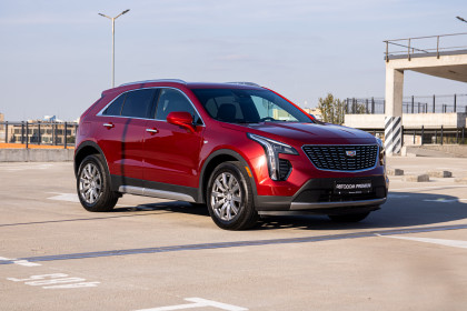 Продажа Cadillac XT4 I 2.0 AT (241 л.с.) 2020 Красный в Автодом