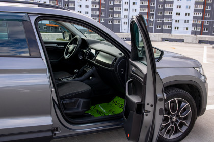 Продажа Skoda Kodiaq I 2.0 AMT (180 л.с.) 2018 Серый в Автодом