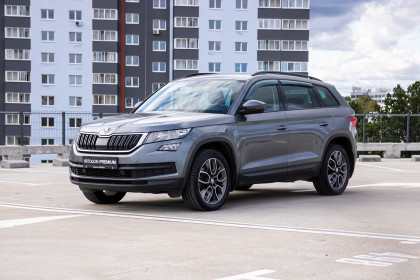 Продажа Skoda Kodiaq I 2.0 AMT (180 л.с.) 2018 Серый в Автодом