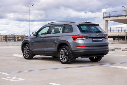 Продажа Skoda Kodiaq I 2.0 AMT (180 л.с.) 2018 Серый в Автодом