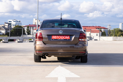 Продажа Volkswagen Polo V Рестайлинг 1.4 AMT (125 л.с.) 2018 Коричневый в Автодом