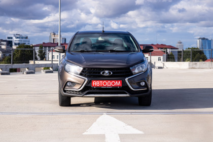 Продажа Lada (ВАЗ) Vesta I Cross 1.8 AMT (122 л.с.) 2018 Коричневый в Автодом
