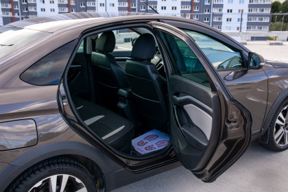 Продажа Lada (ВАЗ) Vesta I Cross 1.8 AMT (122 л.с.) 2018 Коричневый в Автодом