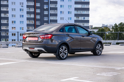 Продажа Lada (ВАЗ) Vesta I Cross 1.8 AMT (122 л.с.) 2018 Коричневый в Автодом