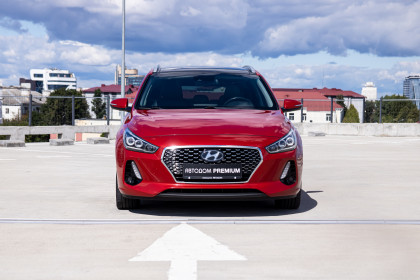 Продажа Hyundai i30 III 1.6 AMT (136 л.с.) 2017 Красный в Автодом
