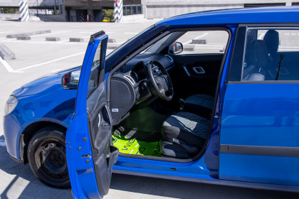 Продажа Skoda Fabia II 1.4 MT (86 л.с.) 2009 Синий в Автодом