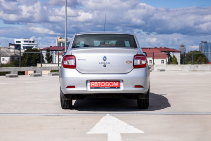 Продажа Renault Logan II 1.6 MT (102 л.с.) 2017 Серебристый в Автодом