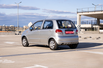 Продажа Daewoo Matiz I Рестайлинг 0.8 MT (52 л.с.) 2012 Серебристый в Автодом