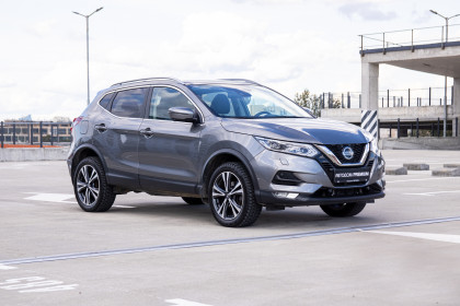 Продажа Nissan Qashqai II Рестайлинг 2.0 CVT (140 л.с.) 2021 Серый в Автодом