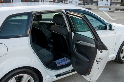 Продажа Audi A3 II (8P) Рестайлинг 2 1.4 AMT (125 л.с.) 2010 Белый в Автодом