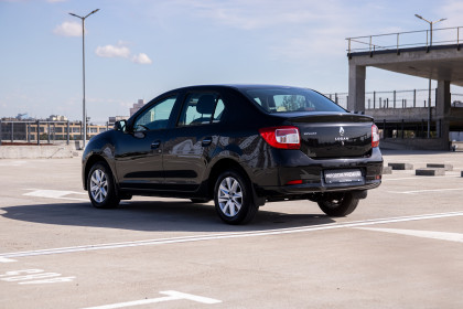 Продажа Renault Logan II Рестайлинг 1.6 MT (113 л.с.) 2018 Черный в Автодом