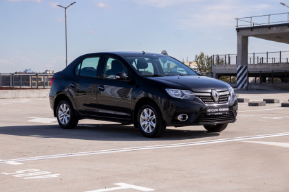 Продажа Renault Logan II Рестайлинг 1.6 MT (113 л.с.) 2018 Черный в Автодом