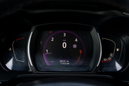 Продажа Renault Kadjar I 1.5 MT (110 л.с.) 2016 Черный в Автодом