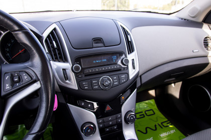 Продажа Chevrolet Cruze I Рестайлинг 1.8 MT (141 л.с.) 2014 Черный в Автодом