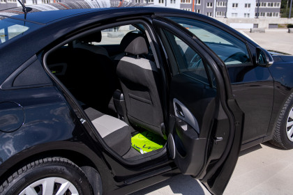 Продажа Chevrolet Cruze I Рестайлинг 1.8 MT (141 л.с.) 2014 Черный в Автодом