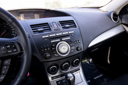 Продажа Mazda 3 II (BL) 1.6 AT (105 л.с.) 2010 Белый в Автодом