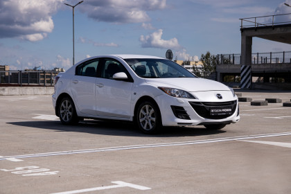 Продажа Mazda 3 II (BL) 1.6 AT (105 л.с.) 2010 Белый в Автодом