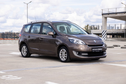 Продажа Renault Scenic III Рестайлинг 1.6 MT (130 л.с.) 2012 Коричневый в Автодом