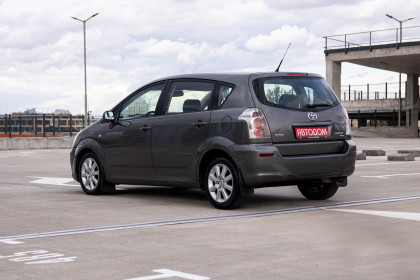 Продажа Toyota Corolla Verso I Рестайлинг 2.0 MT (116 л.с.) 2004 Серый в Автодом