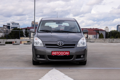 Продажа Toyota Corolla Verso I Рестайлинг 2.0 MT (116 л.с.) 2004 Серый в Автодом