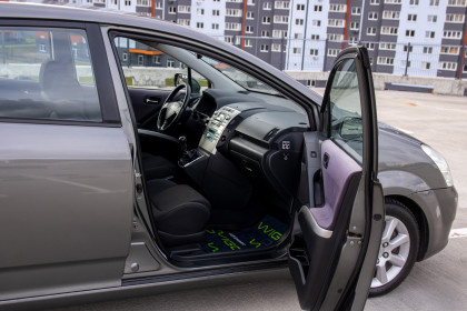 Продажа Toyota Corolla Verso I Рестайлинг 2.0 MT (116 л.с.) 2004 Серый в Автодом