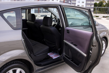 Продажа Toyota Corolla Verso I Рестайлинг 2.0 MT (116 л.с.) 2004 Серый в Автодом