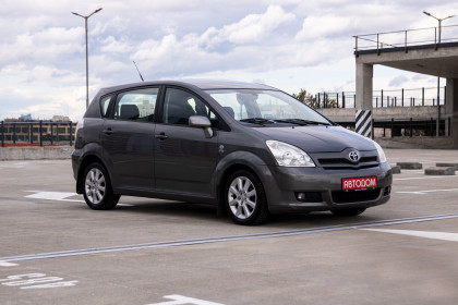 Продажа Toyota Corolla Verso I Рестайлинг 2.0 MT (116 л.с.) 2004 Серый в Автодом