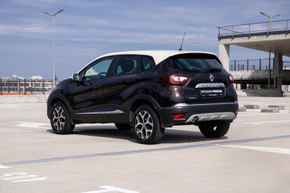 Продажа Renault Kaptur I 1.6 CVT (114 л.с.) 2017 Коричневый в Автодом