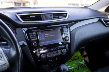 Продажа Nissan Qashqai II 2.0 CVT (144 л.с.) 2014 Белый в Автодом