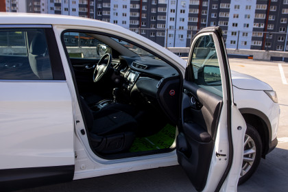 Продажа Nissan Qashqai II 2.0 CVT (144 л.с.) 2014 Белый в Автодом