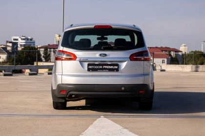 Продажа Ford S-MAX I Рестайлинг 2.0 AT (140 л.с.) 2010 Серебристый в Автодом