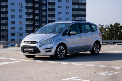 Продажа Ford S-MAX I Рестайлинг 2.0 AT (140 л.с.) 2010 Серебристый в Автодом