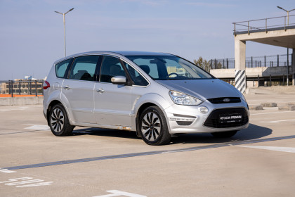 Продажа Ford S-MAX I Рестайлинг 2.0 AT (140 л.с.) 2010 Серебристый в Автодом