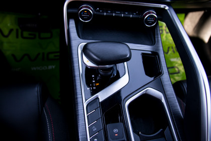 Продажа Geely Tugella I Рестайлинг 2.0 AT (238 л.с.) 2023 Черный в Автодом