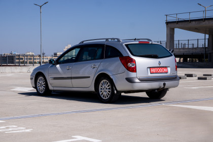 Продажа Renault Laguna II Рестайлинг 1.6 MT (112 л.с.) 2007 Серебристый в Автодом