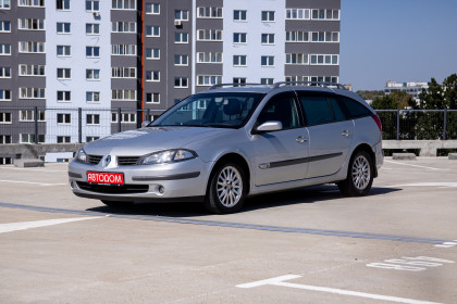 Продажа Renault Laguna II Рестайлинг 1.6 MT (112 л.с.) 2007 Серебристый в Автодом