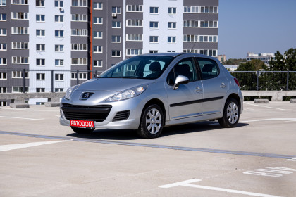 Продажа Peugeot 207 I Рестайлинг 1.4 MT (95 л.с.) 2009 Серебристый в Автодом